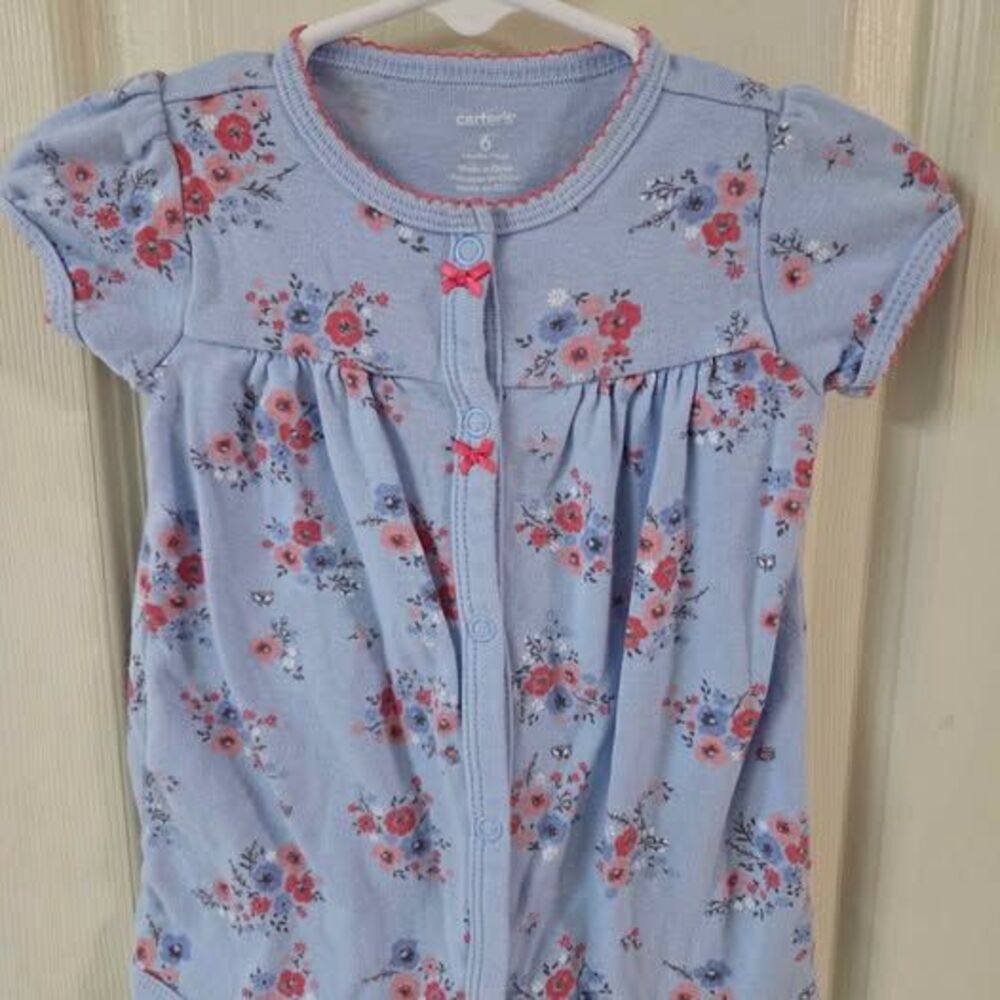 Carters girls 6 months light blue with pink flowers romper like new